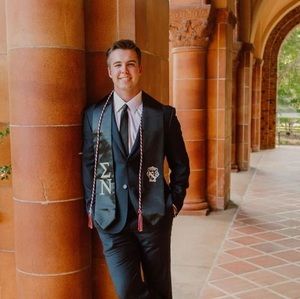 Meet your Posher, Cole